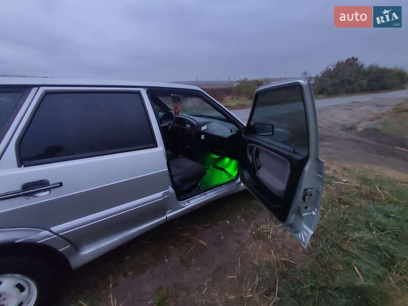 Хэтчбек ВАЗ / Lada 2114 Samara 2007 в Запорожье