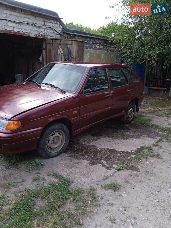 Хэтчбек ВАЗ / Lada 2114 Samara 2004 в Вольногорске