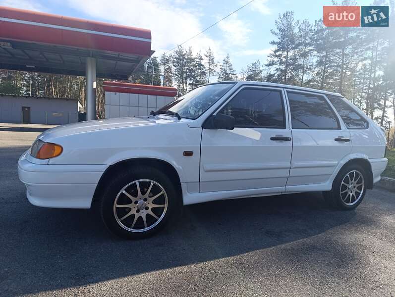 Хэтчбек ВАЗ / Lada 2114 Samara 2011 в Харькове фото 3 Хэтчбек ВАЗ / Lada 2114 Samara 2011 в Харькове