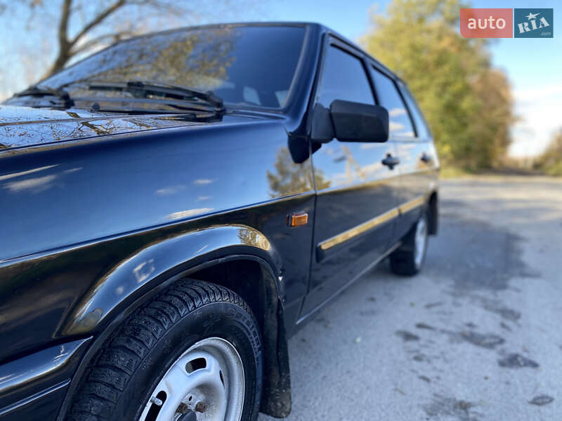 Хэтчбек ВАЗ / Lada 2114 Samara 2008 в Мирополе фото 13 Хэтчбек ВАЗ / Lada 2114 Samara 2008 в Мирополе