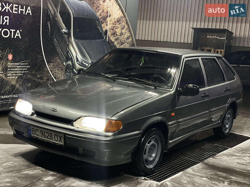 Хэтчбек ВАЗ / Lada 2114 Samara 2004 в Львове