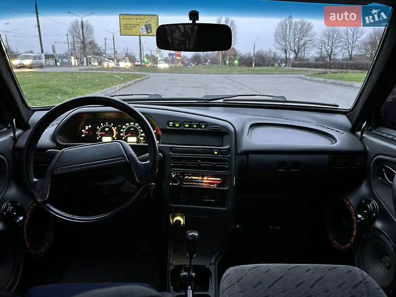 Хэтчбек ВАЗ / Lada 2114 Samara 2011 в Харькове