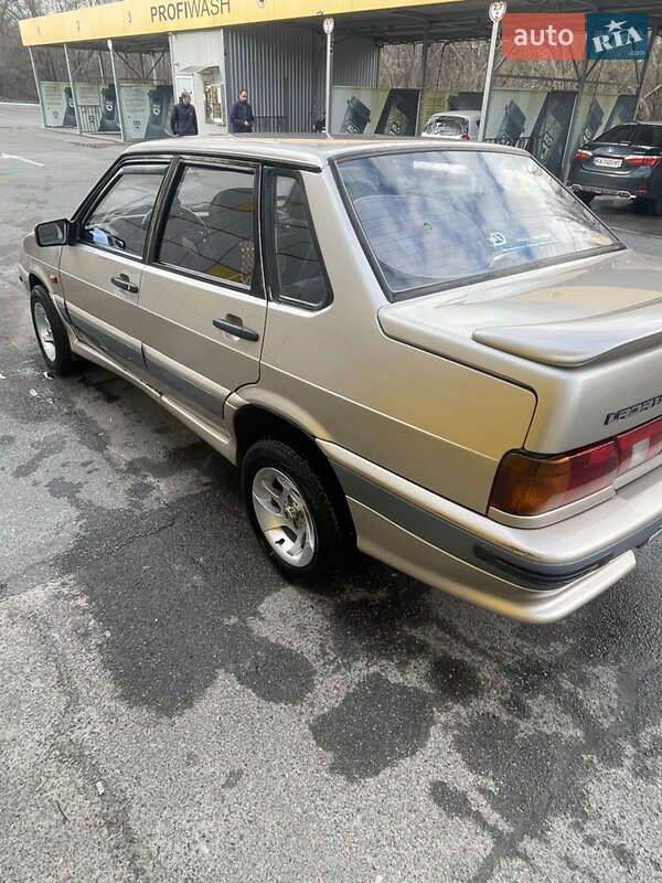 Седан ВАЗ / Lada 2115 Samara 1998 в Киеве