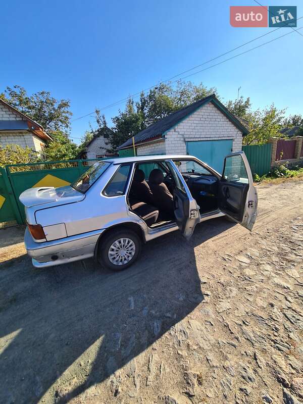 Седан ВАЗ / Lada 2115 Samara 2010 в Черкассах