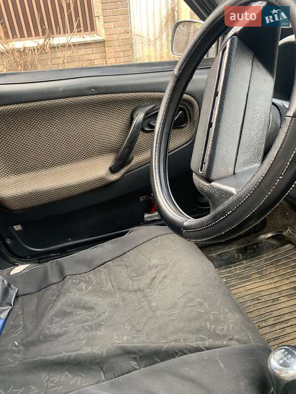 Седан ВАЗ / Lada 2115 Samara 2002 в Ужгороді фото 4 Седан ВАЗ / Lada 2115 Samara 2002 в Ужгороді