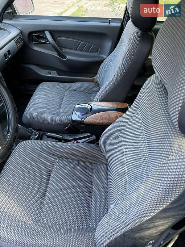 Седан ВАЗ / Lada 2115 Samara 2011 в Чернигове