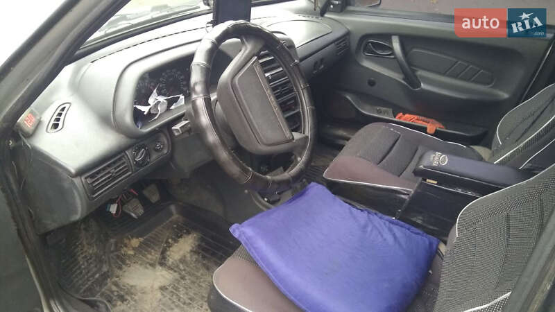 Седан ВАЗ / Lada 2115 Samara 2004 в Чугуеве