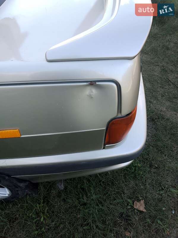 Хэтчбек ВАЗ / Lada 2115 Samara 2005 в Радомышле фото 3 Хэтчбек ВАЗ / Lada 2115 Samara 2005 в Радомышле