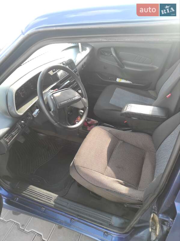 Седан ВАЗ / Lada 2115 Samara 2005 в Петрове