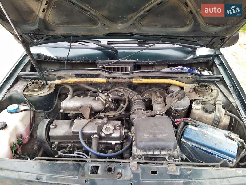 Седан ВАЗ / Lada 2115 Samara 2001 в Волочиську