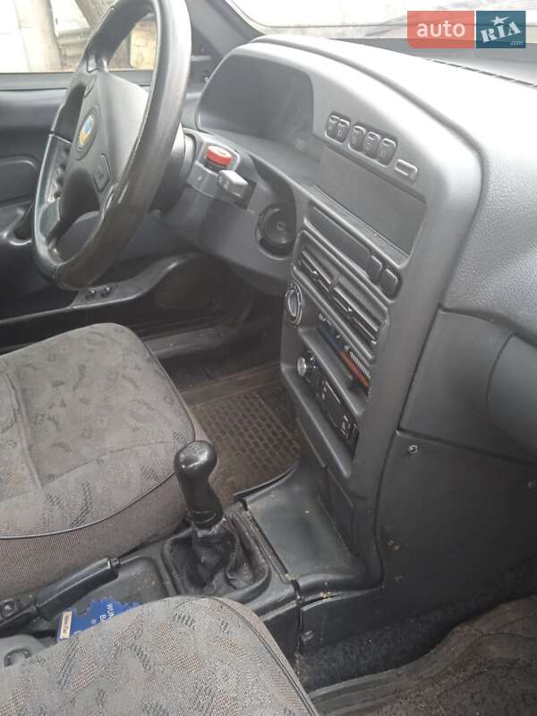 Седан ВАЗ / Lada 2115 Samara 2003 в Чигирине