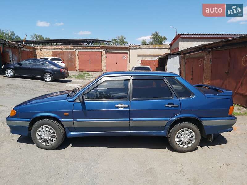Седан ВАЗ 2115 Samara 2004 в 