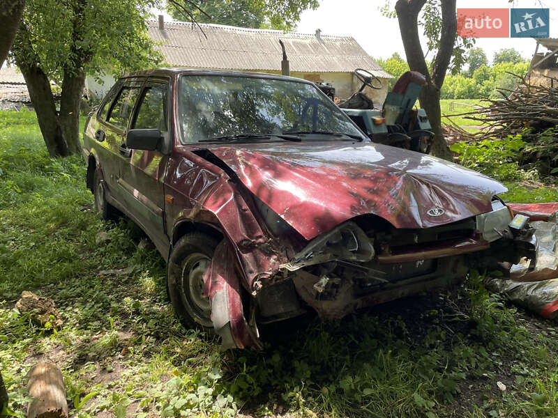 Седан ВАЗ / Lada 2115 Samara 2005 в Белогорье