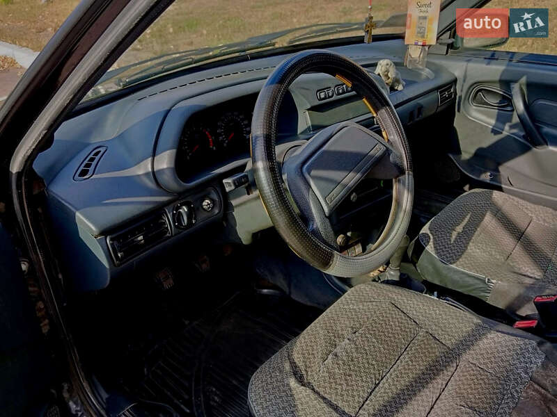 Седан ВАЗ / Lada 2115 Samara 2010 в Сарате