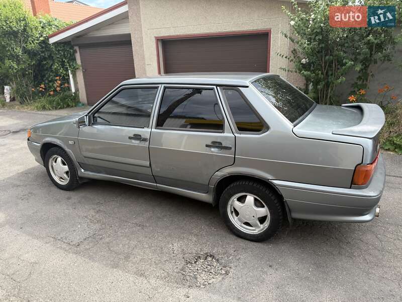 Седан ВАЗ / Lada 2115 Samara 2010 в Одессе