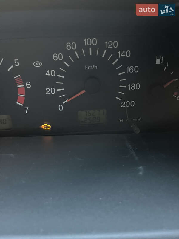 Седан ВАЗ / Lada 2115 Samara 2010 в Житомире