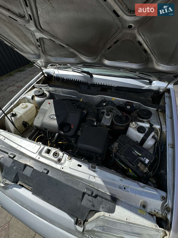 Седан ВАЗ / Lada 2115 Samara 2007 в Кролевце