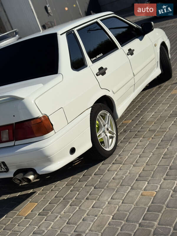 Седан ВАЗ / Lada 2115 Samara 2010 в Первомайске