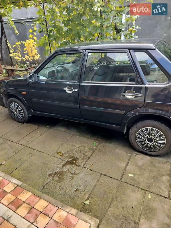 Седан ВАЗ / Lada 2115 Samara 2010 в Николаеве