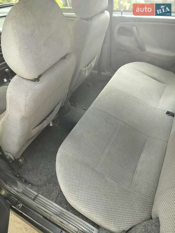 Седан ВАЗ / Lada 2115 Samara 2010 в Николаеве