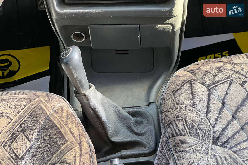 Седан ВАЗ / Lada 2115 Samara 2000 в Ивано-Франковске фото 13 Седан ВАЗ / Lada 2115 Samara 2000 в Ивано-Франковске