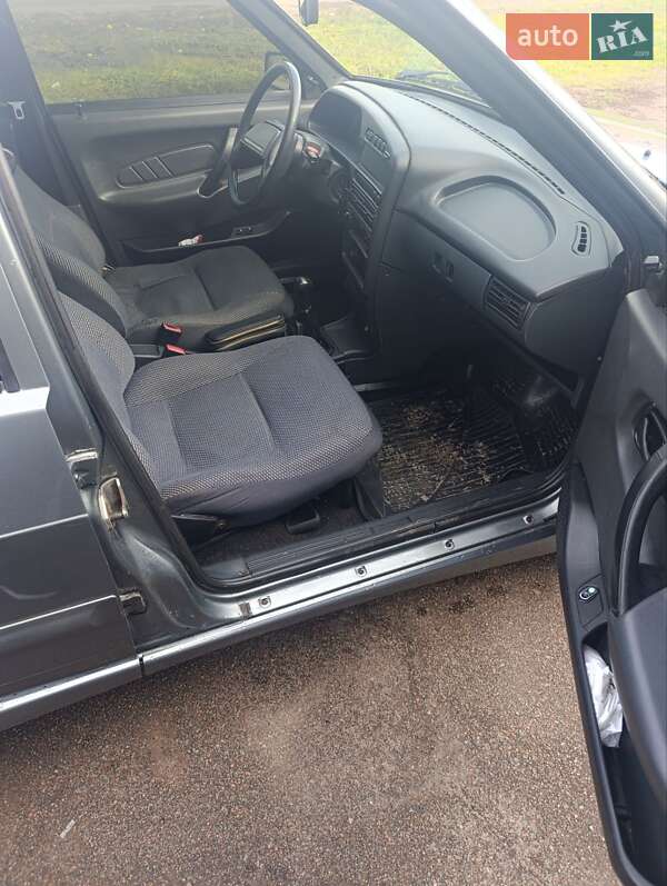 Седан ВАЗ / Lada 2115 Samara 2010 в Конотопі