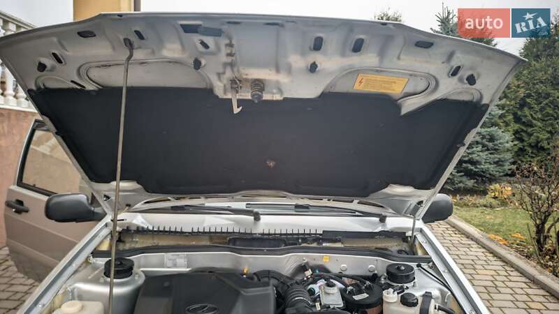 Седан ВАЗ / Lada 2115 Samara 2009 в Рівному