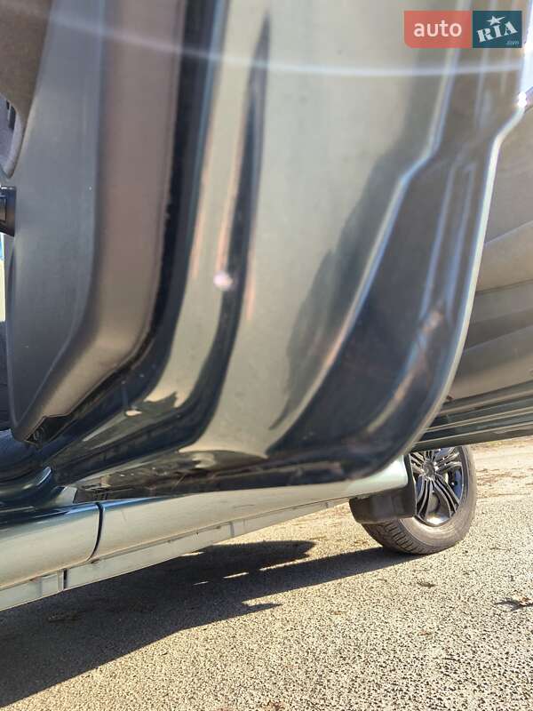 Седан ВАЗ / Lada 2115 Samara 2011 в Києві