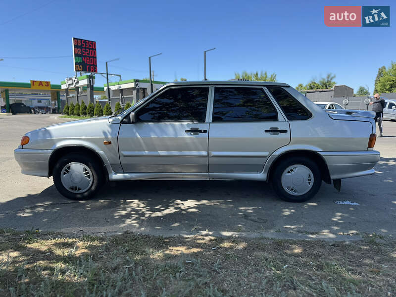 Седан ВАЗ / Lada 2115 Samara 2010 в Харькове