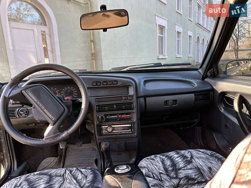 Седан ВАЗ / Lada 2115 Samara 2005 в Николаеве