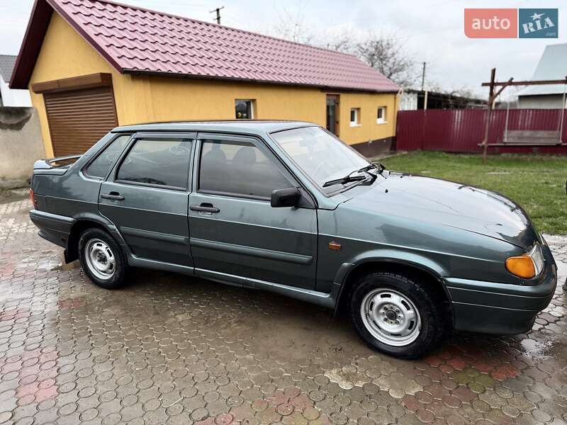 Седан ВАЗ / Lada 2115 Samara 2010 в Чернівцях