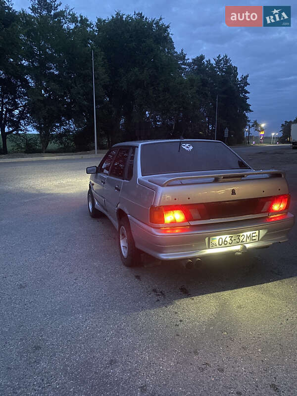 Седан ВАЗ / Lada 2115 Samara 2002 в Смеле