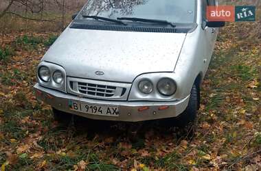 Минивэн ВАЗ 2120 Надежда 2001 в Хороле