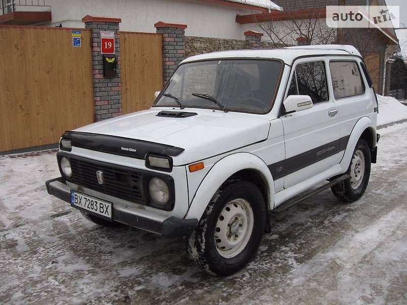 Внедорожник / Кроссовер ВАЗ / Lada 2121 Нива 1993 в Хмельницком
