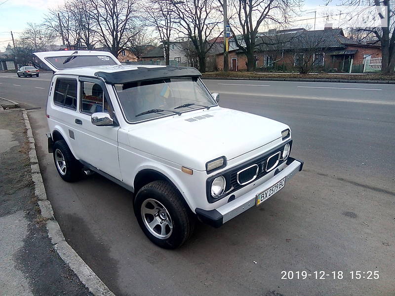 Хэтчбек ВАЗ / Lada 2121 Нива 1986 в Хмельницком