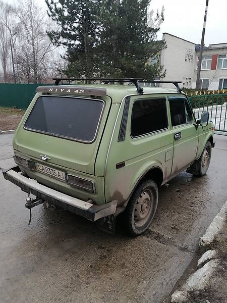 Внедорожник / Кроссовер ВАЗ / Lada 2121 Нива 1982 в Каневе