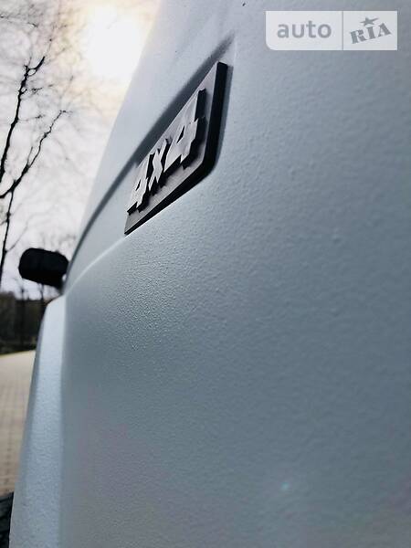 Позашляховик / Кросовер ВАЗ / Lada 2121 Нива 2008 в Сваляві