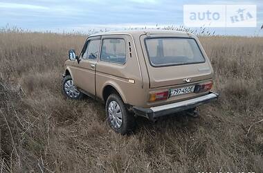 Внедорожник / Кроссовер ВАЗ / Lada 2121 Нива 1985 в Вилково