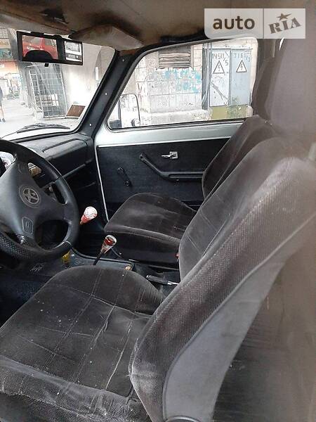 Универсал ВАЗ / Lada 2121 Нива 1981 в Киеве