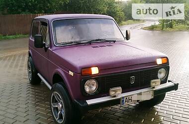 Внедорожник / Кроссовер ВАЗ / Lada 2121 Нива 1990 в Бахмуте