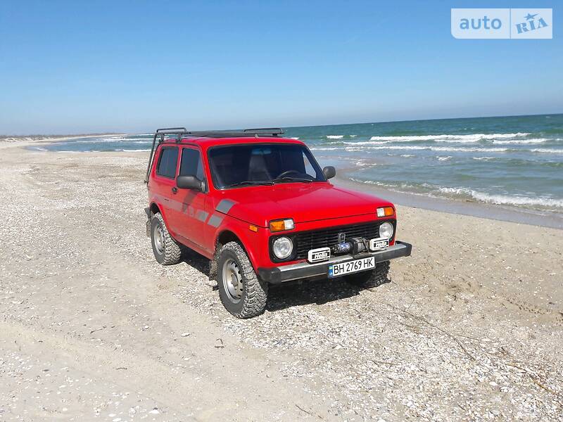 Внедорожник / Кроссовер ВАЗ / Lada 2121 Нива 1995 в Измаиле