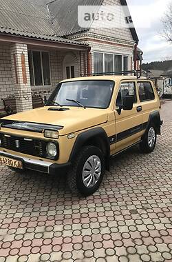 Позашляховик / Кросовер ВАЗ / Lada 2121 Нива 1988 в Бершаді