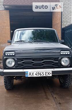 Позашляховик / Кросовер ВАЗ / Lada 2121 Нива 1990 в Близнюках