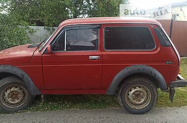 Позашляховик / Кросовер ВАЗ / Lada 2121 Нива 1992 в Чернігові