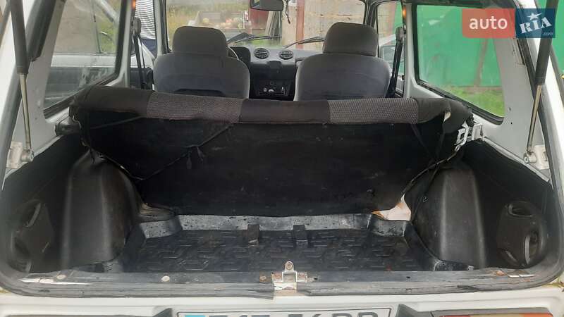 Універсал ВАЗ / Lada 2121 Нива 1993 в Львові