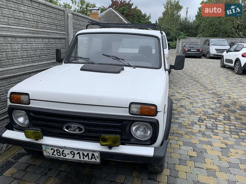 Позашляховик / Кросовер ВАЗ / Lada 2121 Нива 1983 в Черкасах