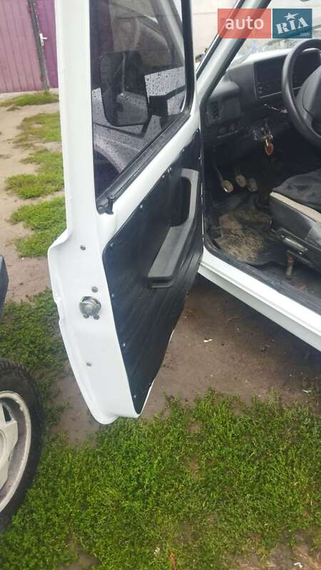 Внедорожник / Кроссовер ВАЗ / Lada 2121 Нива 1992 в Полтаве