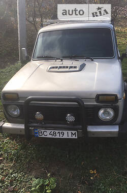 Купе ВАЗ / Lada 2121 Нива 1992 в Рогатине