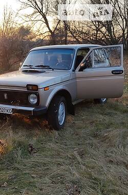 Внедорожник / Кроссовер ВАЗ / Lada 2121 Нива 1984 в Харькове