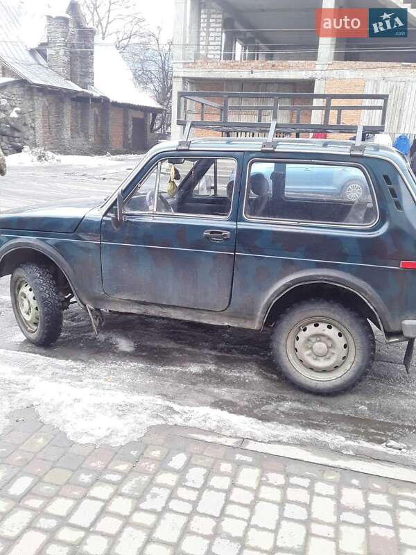 Позашляховик / Кросовер ВАЗ / Lada 2121 Нива 1985 в Тячеві